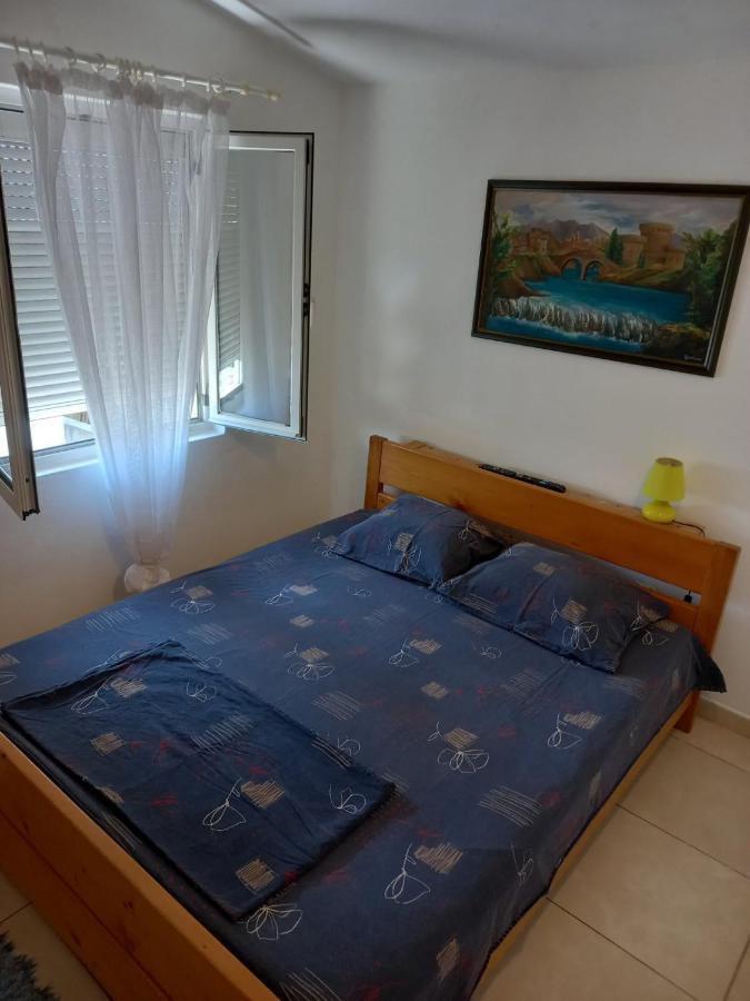 Apartmani Liki ウルツィニ エクステリア 写真